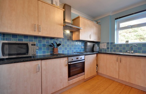 Sandbanks Cottage | Mauve - an apartment that sleeps 4 guests in 2 bedrooms