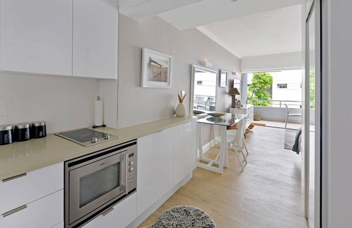 Clifton Apartment | Mawethu | Lush Studio Apartment | Clifton Beach