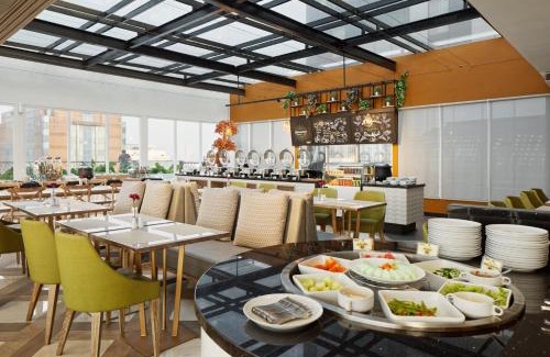 Gambir Hotel | MaxOne Platinum Hayam Wuruk