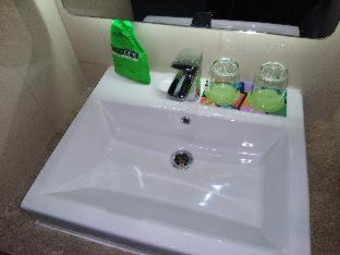 Menteng Hotel | MaxoneHotels at Kramat