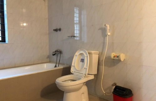 Gulshan Hotel | Maya Eco Guest House only for Traveler from Abroad. Its heart of Gulshan 2 ,DHK