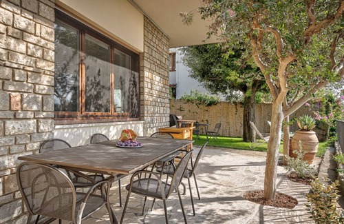 Cortona Old Town House | Maya Luxury Home - private garden for breathtaking view, nearby the centre