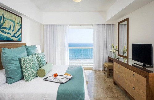 Las Brisas Resort | Mayan Palace Acapulco