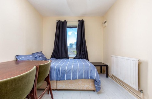 Tower Hamlets House | MAYDWELL HOUSE 45 - DELUXE GUEST ROOM 3