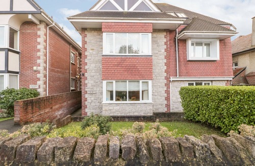 Swanage Cottage | MAYFLOWER, family friendly, character holiday cottage in Swanage