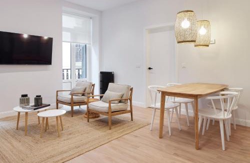 Old Town Apartment | Mayor Suite 1 by FeelFree Rentals