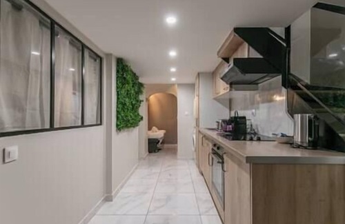 9th Arrondissement Apartment | MBA Splendid Apartment - Close to the Moulin Rouge