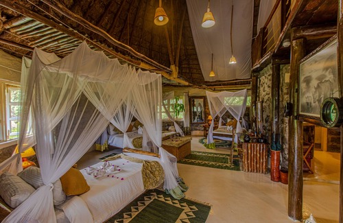 Nakuru Cabin | Mbweha Camp Lake Nakuru