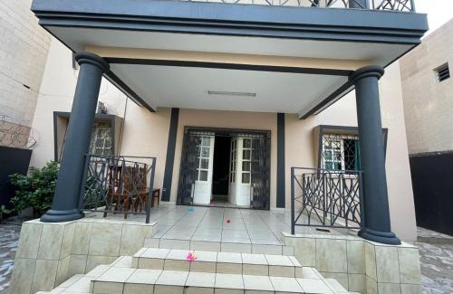 Akouedo Bed & Breakfast | MC Location