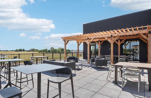 McCordsville Apartment | McCordSquare 1BD 12 - One Bedroom Apartment, Sleeps 2