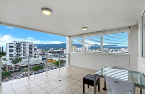 Cairns Central Business District Apartment | McLeod Rise - Cairn Base with Rooftop Pool & Spa