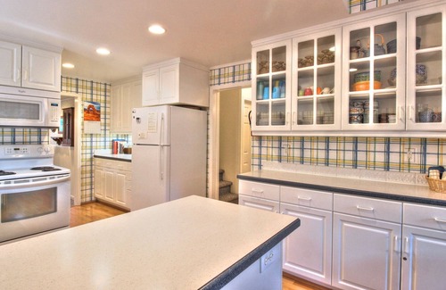 Downtown Cannon Beach House | McRae House - Cannon Beach Property Mgmt
