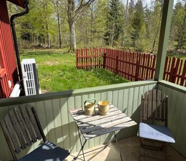 Stavsjo House | Meadow house, a comfortable and modern home near a lake