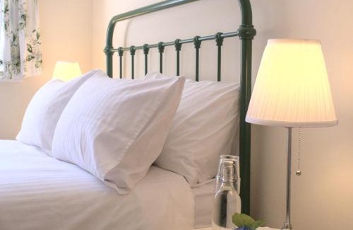 Totnes House | Meadowbrook House
