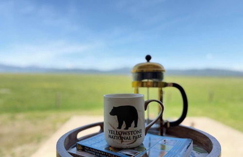 Island Park Cabin | Meadows Edge*Free Wifi & Satellite, Hot Tub, AC, 4Br, 23 Miles to Yellowstone