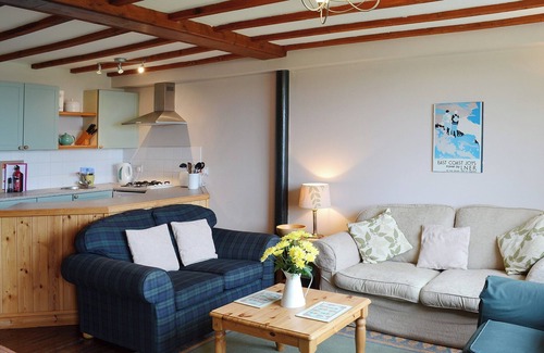 Scalby Cottage | Meadowsweet Cottage - E1496