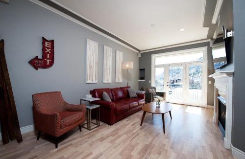 Historic Downtown Durango House | Mears House Unit 2C
