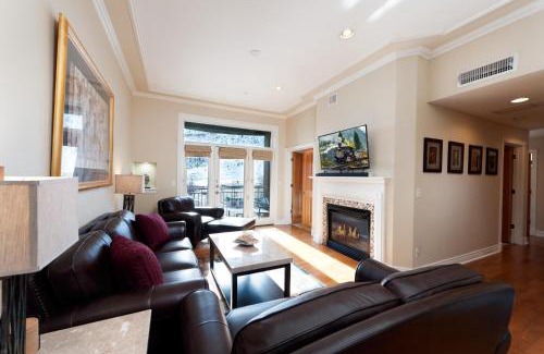 Historic Downtown Durango House | Mears House Unit 3C