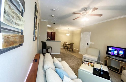 Astrodome Apartment | MED Center Miracle, 2mi to Metro, 3mi to Museum District