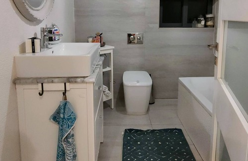 Tal-Ibrag Apartment | Mediterranean Abode: Spacious Apartment in Swieqi