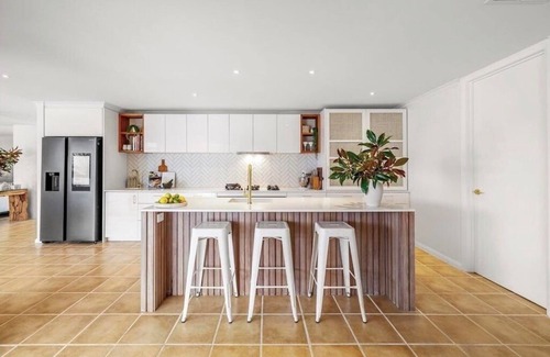 Mornington House | Mediterranean in Mornington!