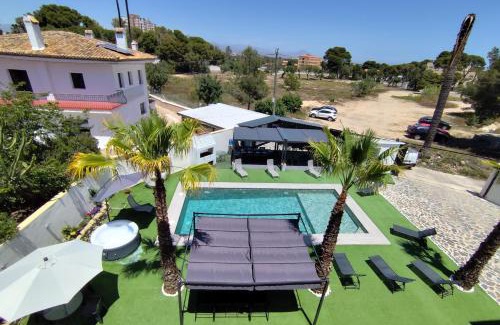 Vista Hermosa Villa | Mediterranean Moon House