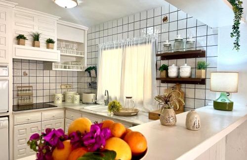 Ciudad Universitaria Apartment | mediterranean studio with sun terrace and sea view