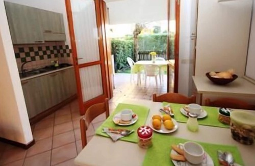 Rosapineta Villa | Mediterranean village terraced house with private garden