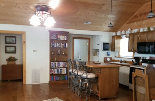 Golden House | Meek's Retreat@Tranquility Heights