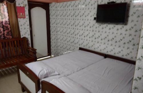 Chidambaram Hotel | Meera Lodge