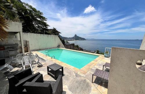 Joatinga House | Mega casa 5 suítes, vista pro mar, piscina e churrasqueira Joá Barra RJ