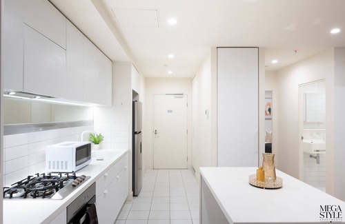 Melbourne Central Business District Apartment | Mega Style Apartments Vision