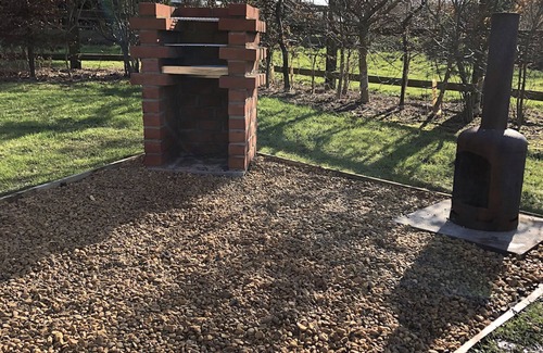 Brightlingsea Cottage | MegaPod 2 at Lee Wick Farm Glamping