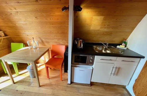 Brightlingsea Cottage | MegaPod 3 at Lee Wick Farm Glamping