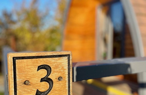Brightlingsea Cottage | MegaPod 3 at Lee Wick Farm Glamping