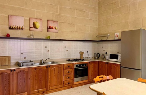 Victoria Other | Mejda Farmhouse - 2 bedroom with private pool available