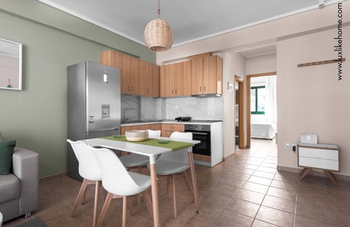 Polichrono House | Melba's Residence by Luxlikehome