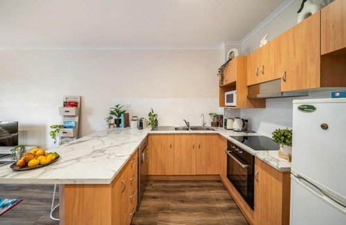 North Adelaide Apartment | Melbourne St Explorer
