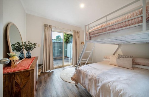 North Adelaide Apartment | Melbourne St Explorer