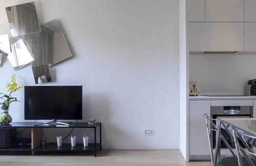 Tel Aviv City Center Apartment | Melchett Plume in Tel Aviv-Yafo
