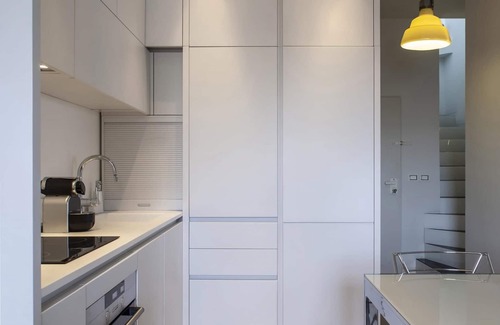 Tel Aviv City Center Apartment | Melchett Plume in Tel Aviv-Yafo