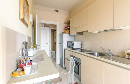 Gioia Apartment | Melchiorre Gioia Vista Alpi, Modern 1 Br Apartment With a Terrace By Halldis