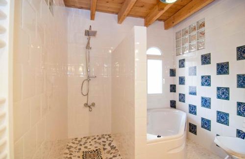 Lecrin Valley Villa | Melegis 4-Bed Villa Sleeps 7 Pool & Garden