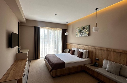 Masukiye House | Melekona House