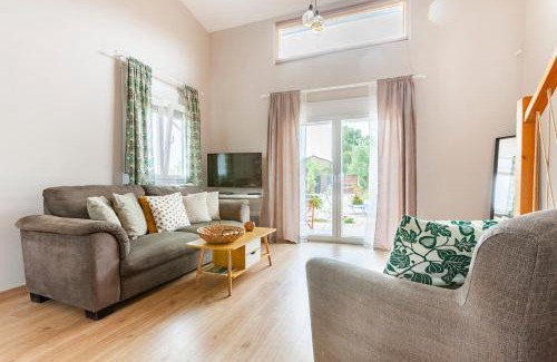Pylos-Nestoras House | Meliterra