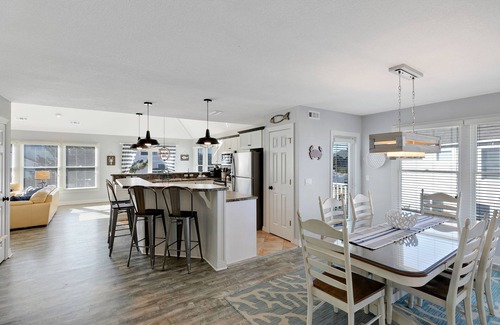 Corolla House | Memories: Screened Porch, Private Pool, Currituck Club Amenities