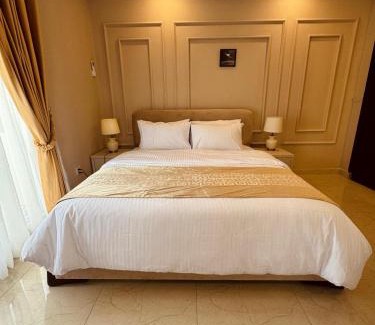Fatehjang Apartment | Mentmore Suite Duplex 601 by The Royal Escape