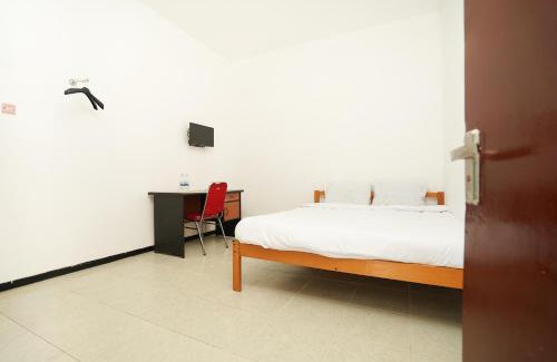Surabaya Hotel | Merapi Inn Syariah by ecommerceloka