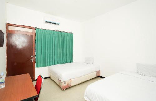 Surabaya Hotel | Merapi Inn Syariah by ecommerceloka