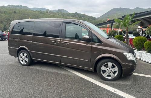 Elbasan Boat Rental | Mercedes Benz Viano